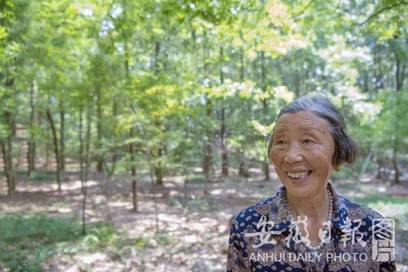 守护扬子鳄!1家,3人,23本,37年