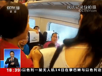 动车组临时停车5分钟,上演生死营救!