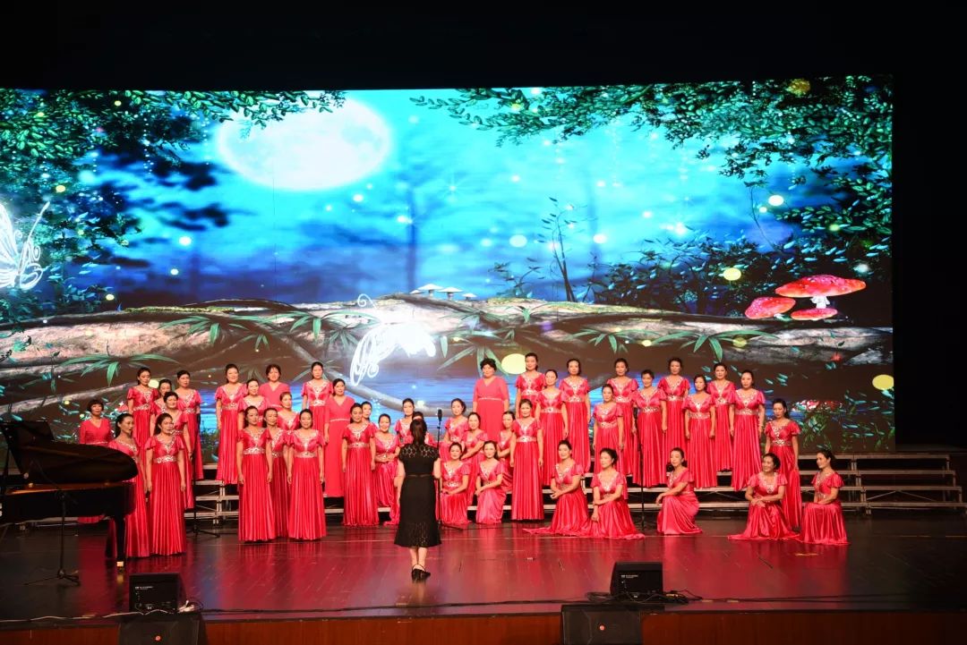 文化之美 唱响许昌—河南省“群星耀中原”庆祝新中国成立70周年群众合唱展演许昌专场完美收官