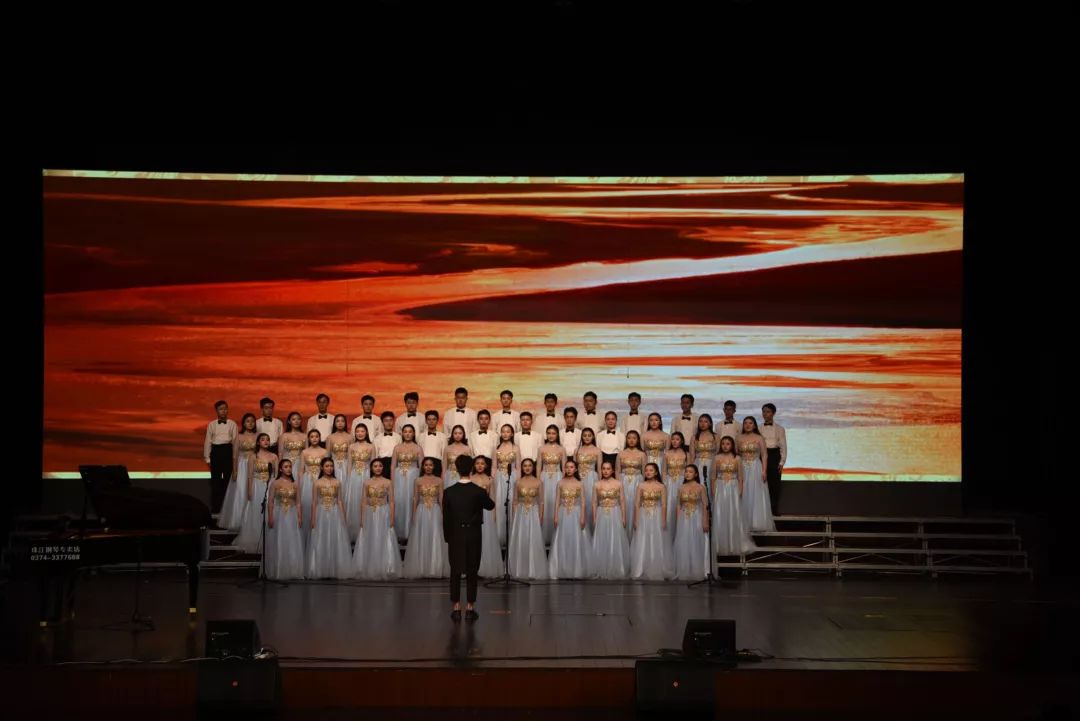 文化之美 唱响许昌—河南省“群星耀中原”庆祝新中国成立70周年群众合唱展演许昌专场完美收官