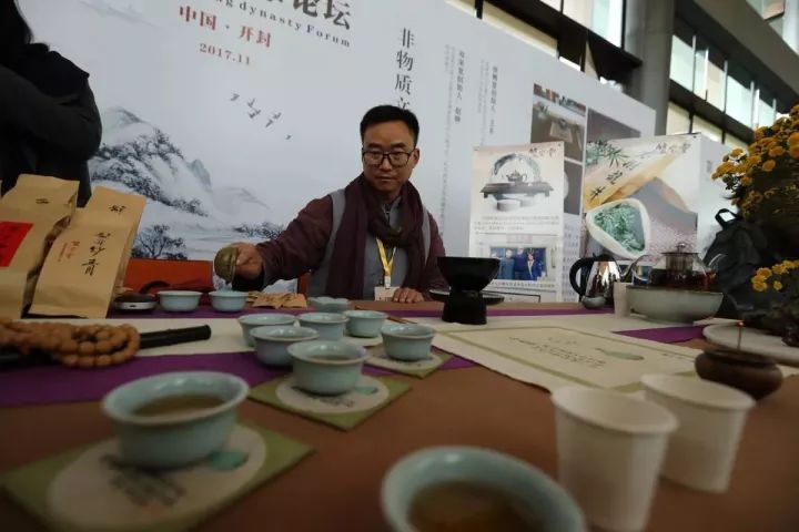 交响音乐会、国际动漫节、自行车赛……菊香十月，开封有约
