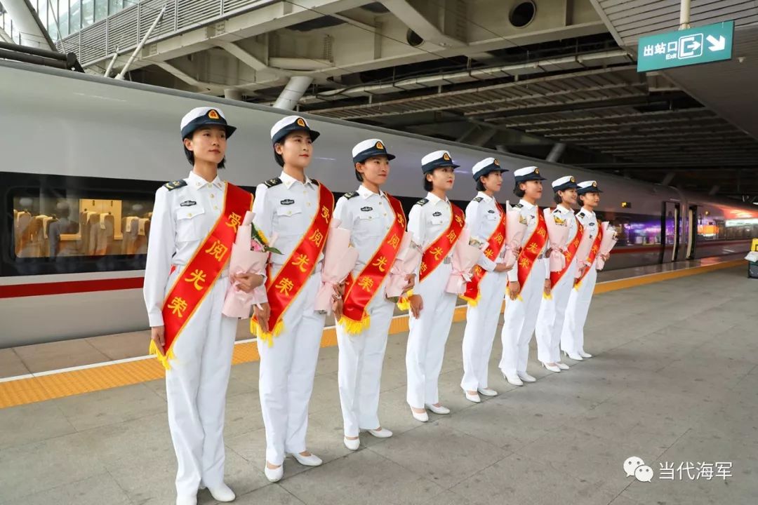 “最美封面女兵”,这样炼成!