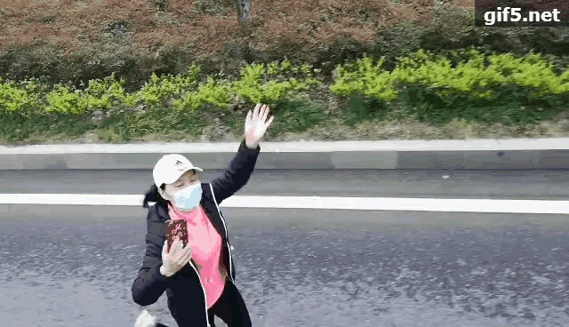 援鄂医疗队撤离,一幕幕刷屏:这世上,真的有人为你拼过命!