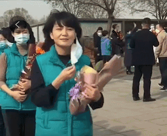 援鄂医疗队撤离,一幕幕刷屏:这世上,真的有人为你拼过命!